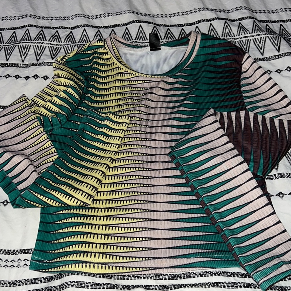 Never worn crop top perfect for a night out